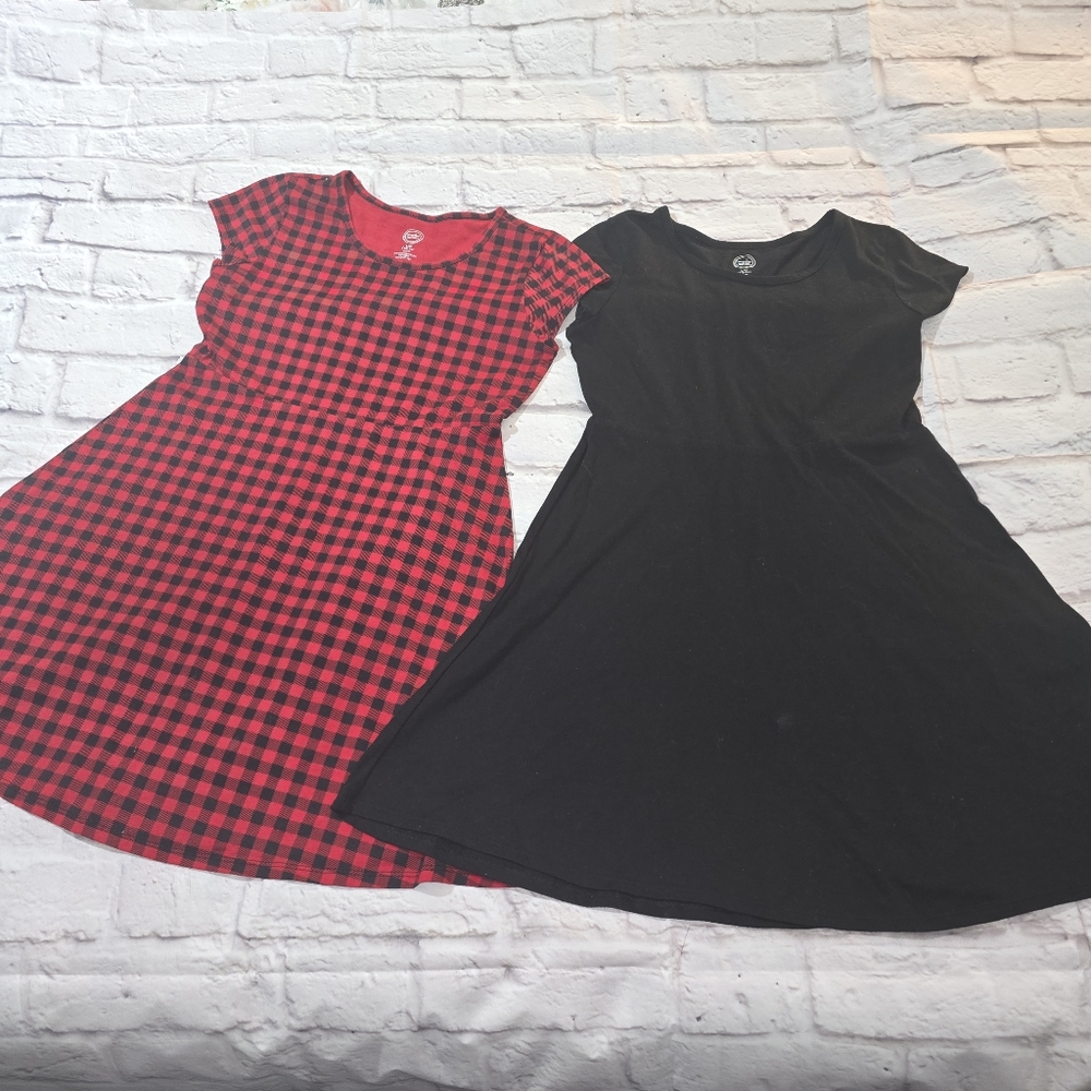 2 Wonder Nation Dresses 1 Red/Black Plaid 1 Black Size 10/12 Plus